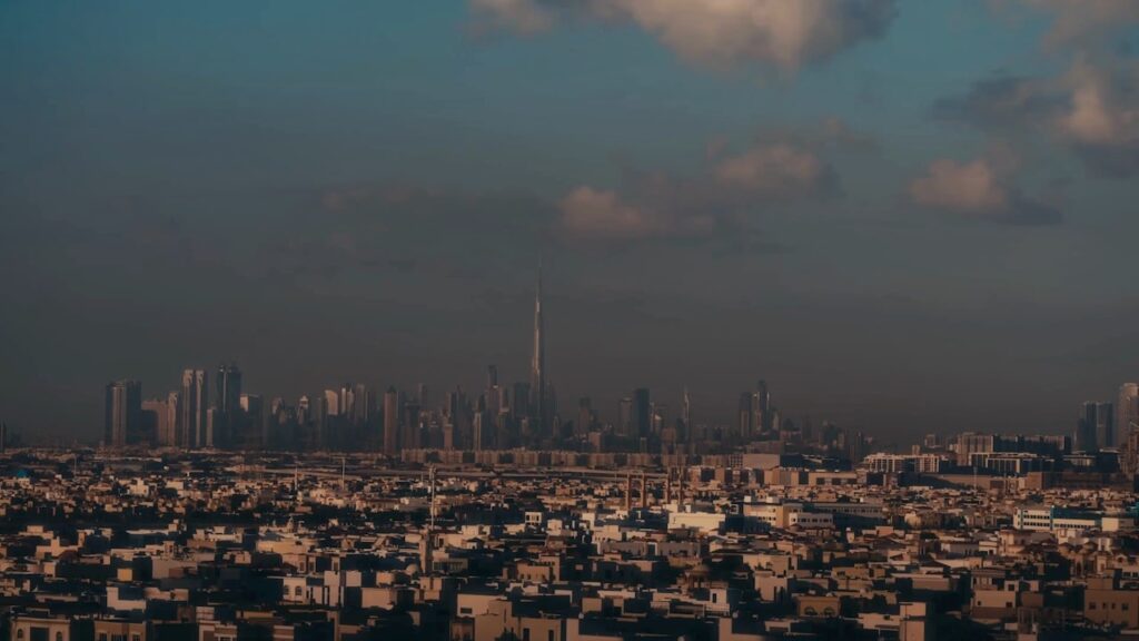 imgi_47_dubai-skyline-poster-min